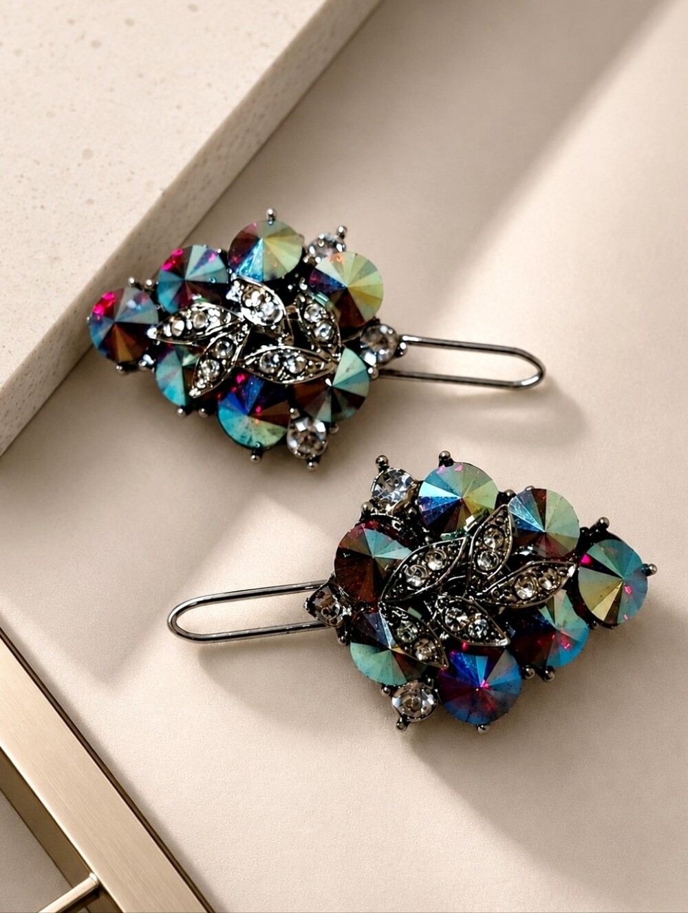 Red Blue Aurora Borealis Faceted Rivoli Crystal Hair Clip Barrettes Silver Tone